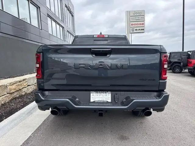 2026 Ram 1500 Big Horn Crew Cab 4x4 5'7" Box