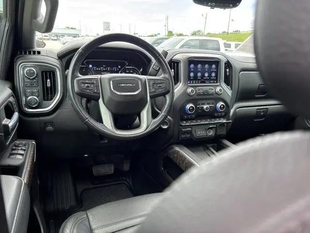 2022 GMC Sierra 2500HD 4WD Crew Cab Standard Bed Denali