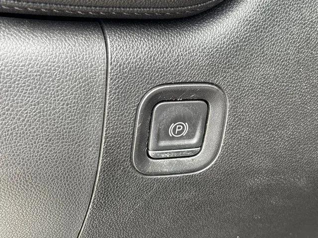 2022 GMC Sierra 2500HD 4WD Crew Cab Standard Bed Denali