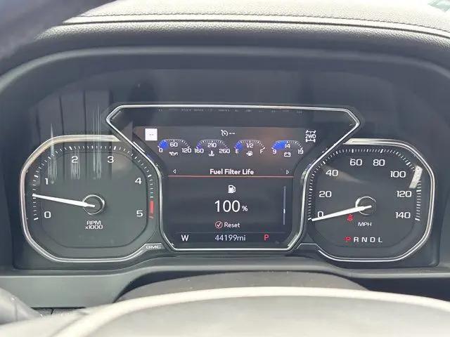 2022 GMC Sierra 2500HD 4WD Crew Cab Standard Bed Denali