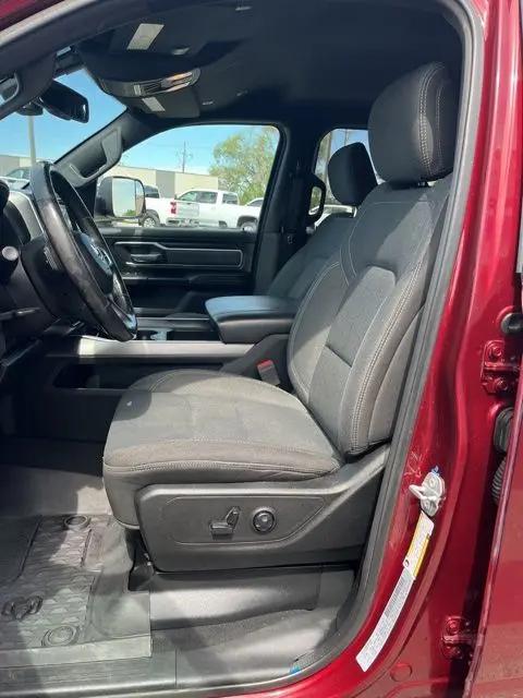 2019 Ram 1500 Big Horn/Lone Star Crew Cab 4x4 6'4" Box