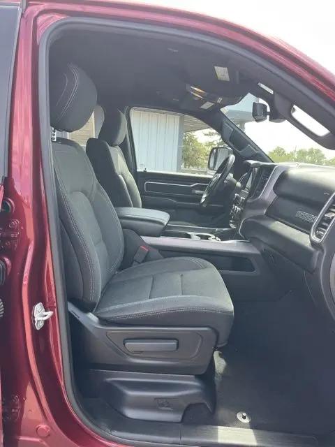 2019 Ram 1500 Big Horn/Lone Star Crew Cab 4x4 6'4" Box
