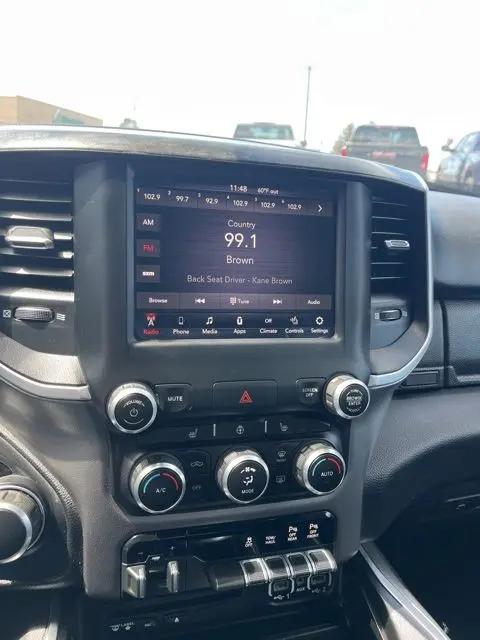 2019 Ram 1500 Big Horn/Lone Star Crew Cab 4x4 6'4" Box