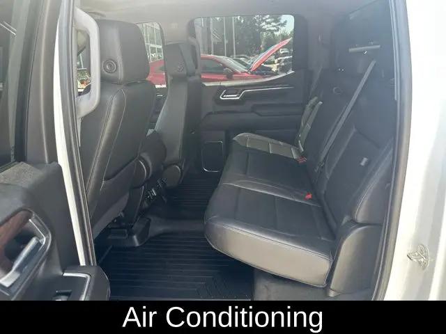 2024 GMC Sierra 1500 2WD Crew Cab Short Box SLT
