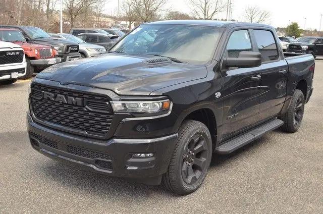 2026 Ram 1500 Express Crew Cab 4x4 5'7" Box