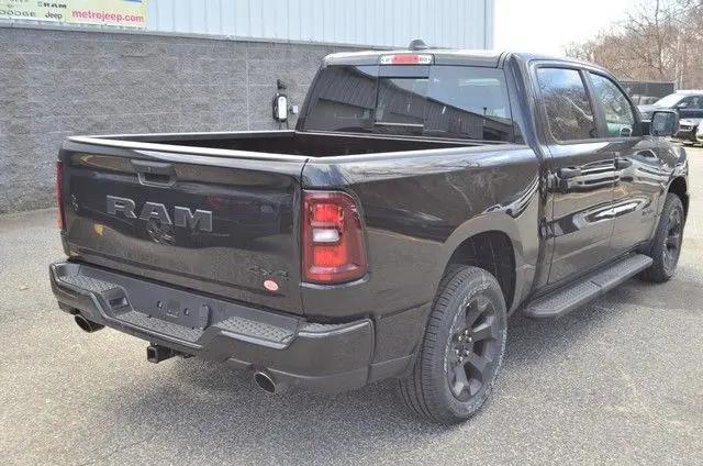 2026 Ram 1500 Express Crew Cab 4x4 5'7" Box