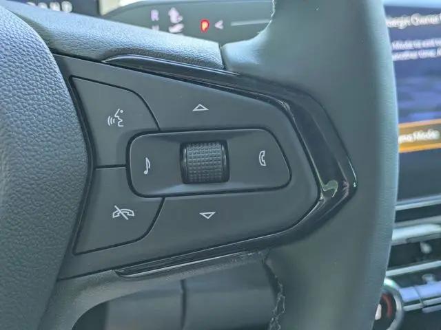 2027 Chevrolet Bolt LT FWD