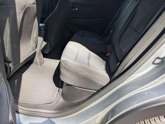 2027 Chevrolet Bolt LT FWD