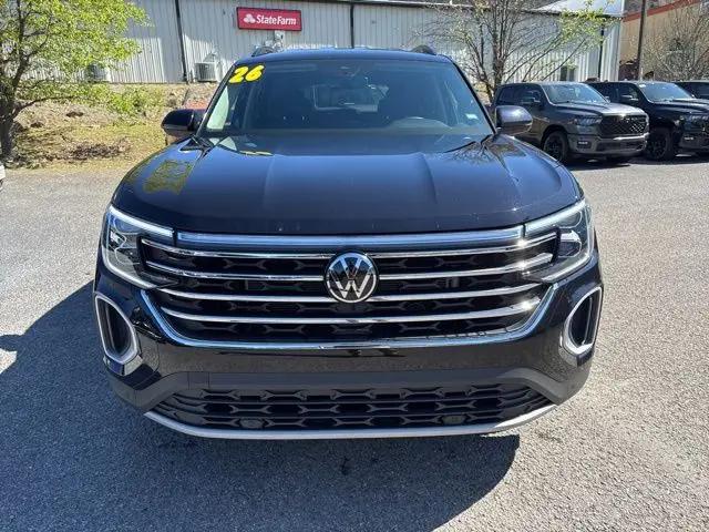2026 Volkswagen Atlas SE with Technology