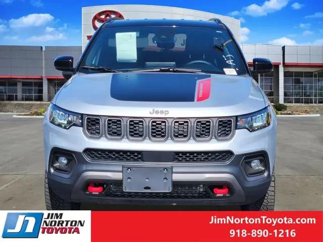 2025 Jeep Compass Trailhawk 4x4