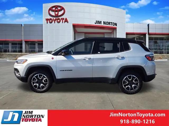 2025 Jeep Compass Trailhawk 4x4