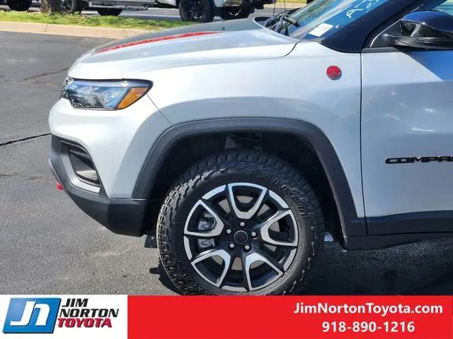 2025 Jeep Compass Trailhawk 4x4