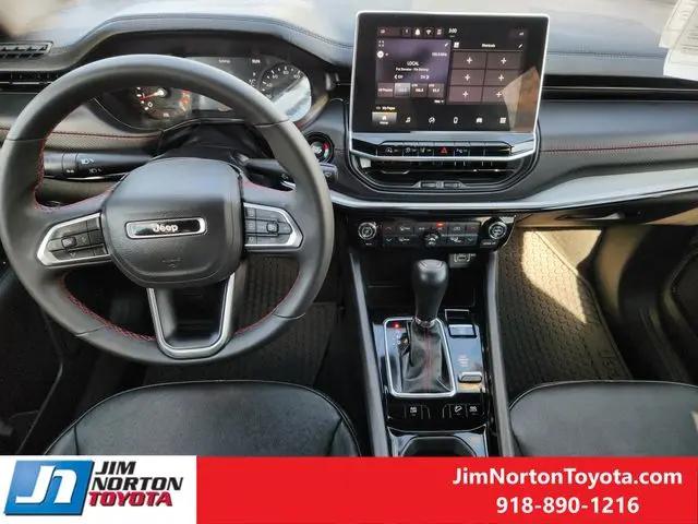 2025 Jeep Compass Trailhawk 4x4