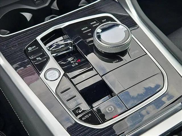 2025 BMW X6 M60i