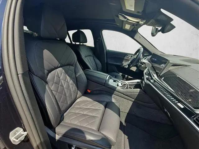 2025 BMW X6 M60i