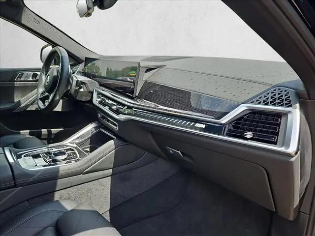 2025 BMW X6 M60i