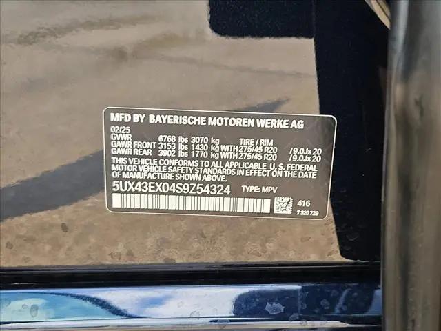2025 BMW X6 M60i