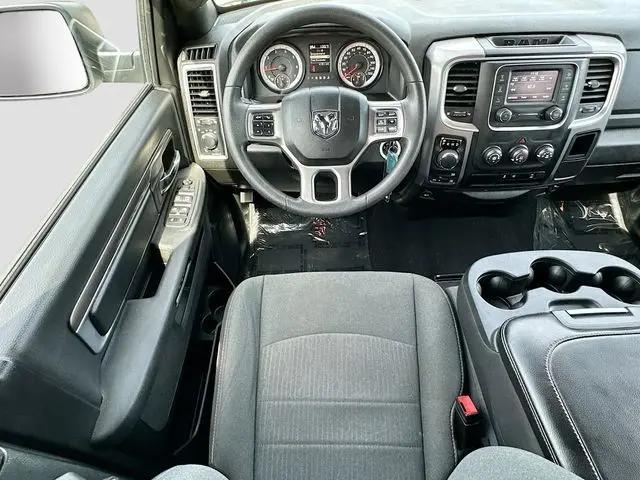 2024 Ram 1500 Classic Warlock Crew Cab 4x4 5'7" Box