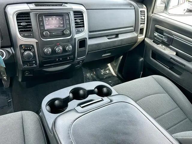 2024 Ram 1500 Classic Warlock Crew Cab 4x4 5'7" Box
