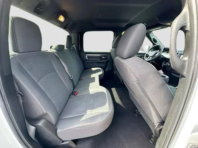 2024 Ram 1500 Classic Warlock Crew Cab 4x4 5'7" Box