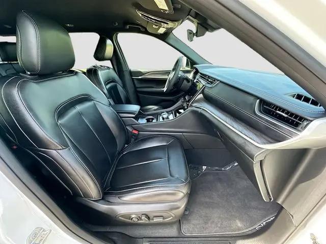 2025 Jeep Grand Cherokee Limited 4x4