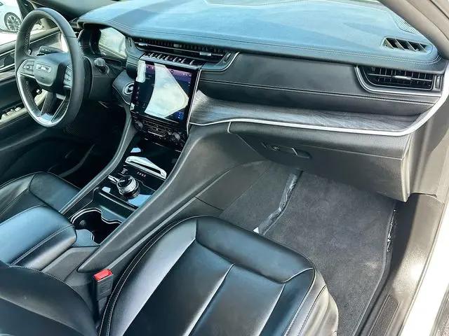 2025 Jeep Grand Cherokee Limited 4x4