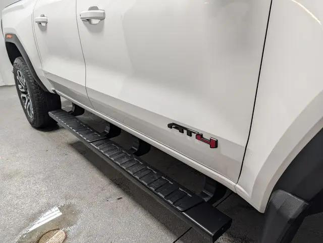 2023 GMC Canyon AT4