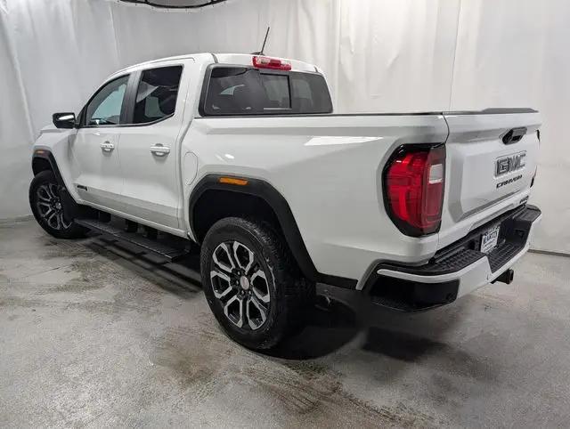 2023 GMC Canyon AT4