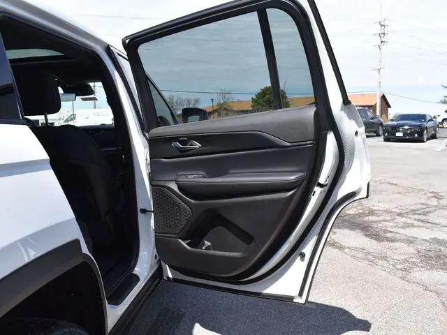 2026 Jeep Grand Cherokee L Altitude 4x4