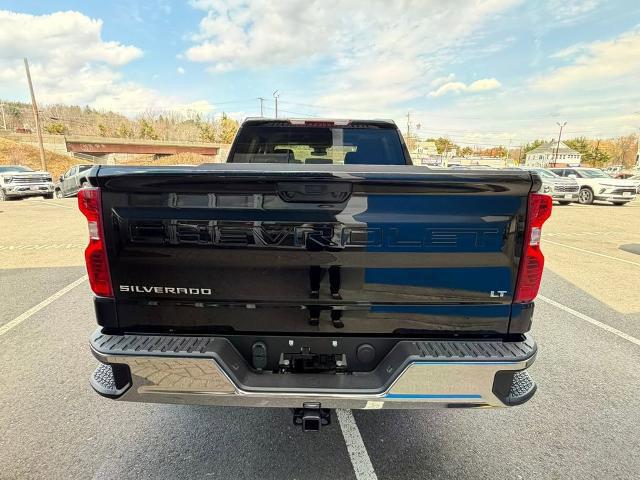 2026 Chevrolet Silverado 1500 4WD Crew Cab Short Bed LT with 2FL