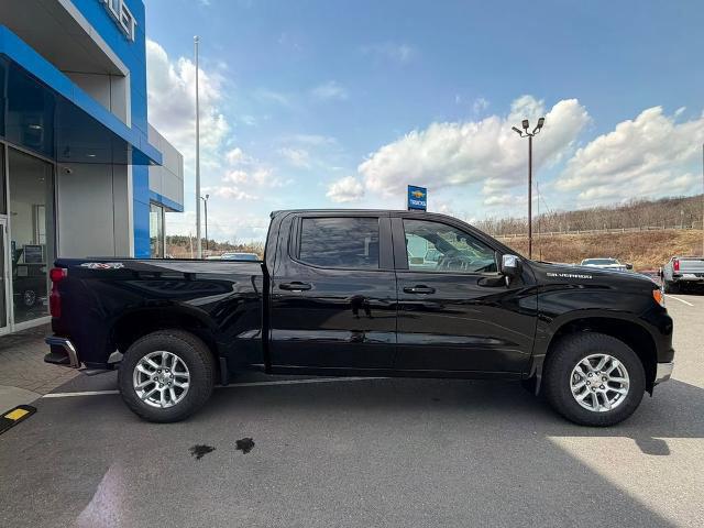 2026 Chevrolet Silverado 1500 4WD Crew Cab Short Bed LT with 2FL