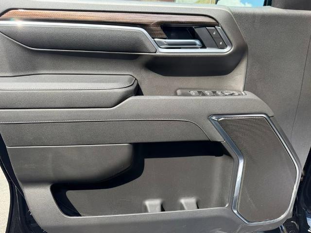 2026 Chevrolet Silverado 1500 4WD Crew Cab Short Bed LT with 2FL