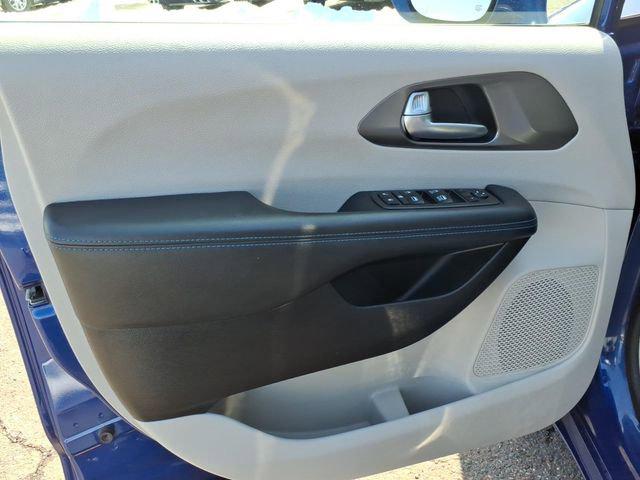 2021 Chrysler Pacifica Touring AWD