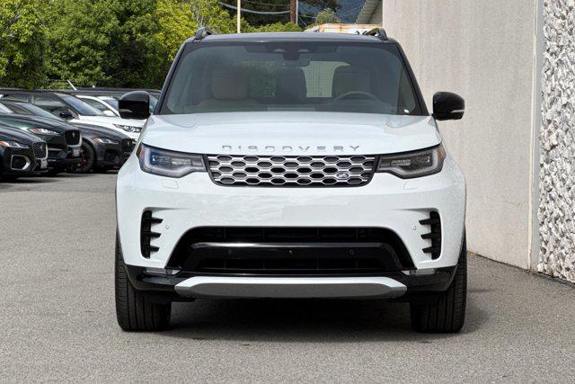 2026 Land Rover Discovery Gemini Edition