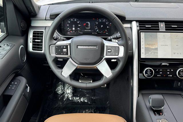 2026 Land Rover Discovery Gemini Edition