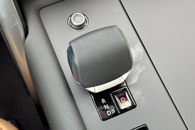 2026 Land Rover Discovery Gemini Edition