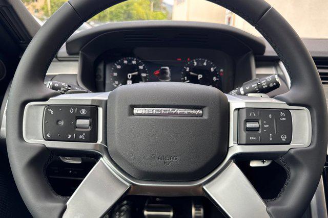 2026 Land Rover Discovery Gemini Edition