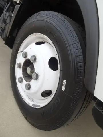 2019 Isuzu NPR Unknown