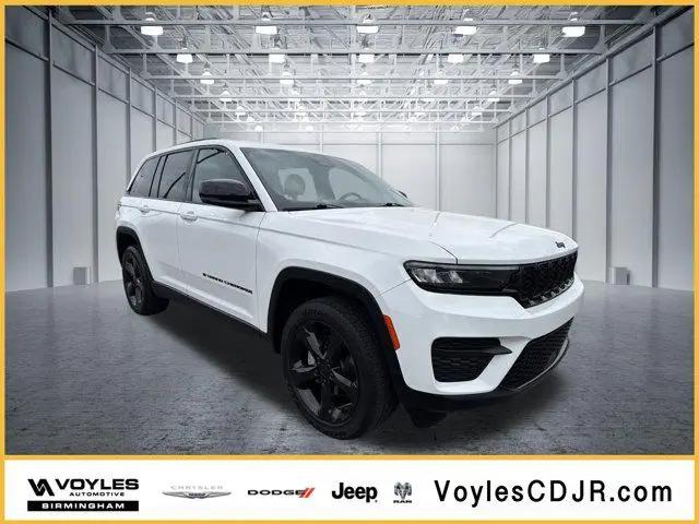 2023 Jeep Grand Cherokee Altitude 4x2 for sale in Birmingham, AL