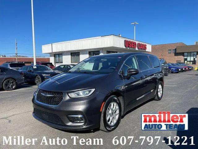 2023 Chrysler Pacifica Touring L for sale in Vestal, NY