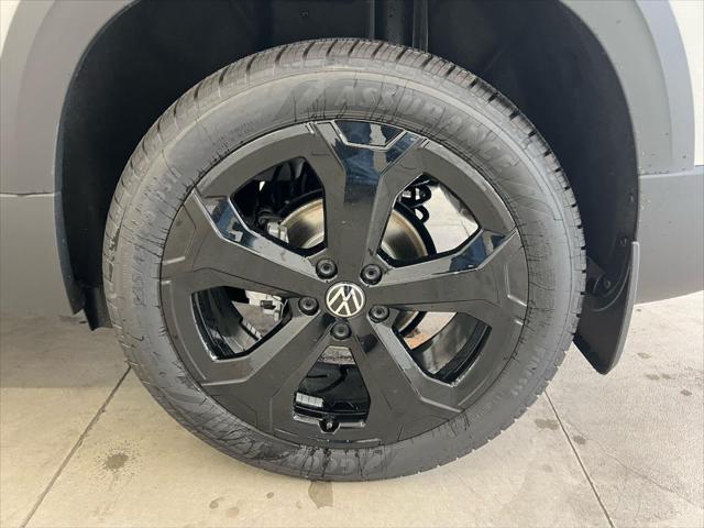 2026 Volkswagen Taos SEL