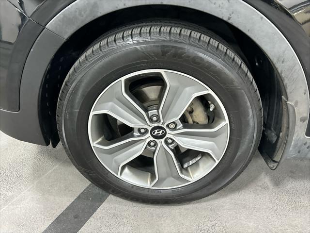 2016 Hyundai Santa Fe SE