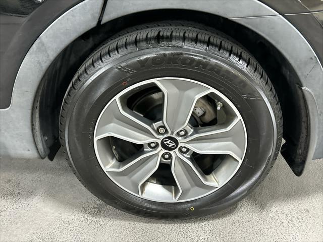 2016 Hyundai Santa Fe SE