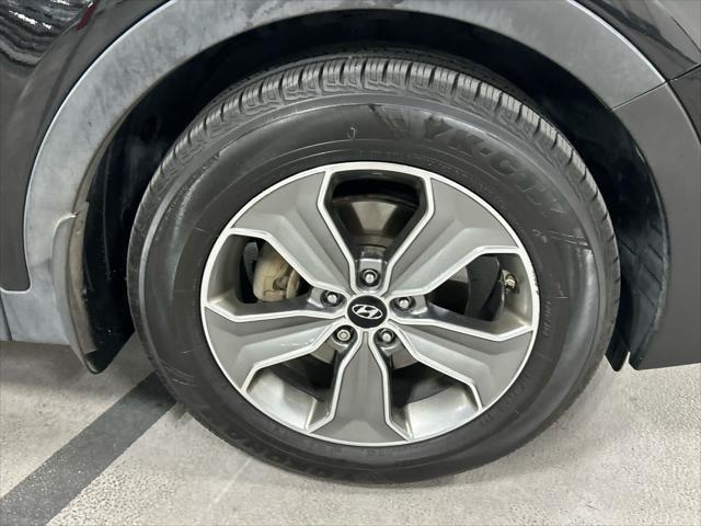 2016 Hyundai Santa Fe SE