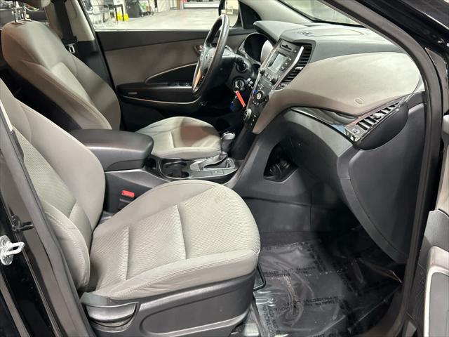 2016 Hyundai Santa Fe SE