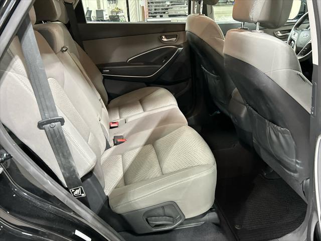 2016 Hyundai Santa Fe SE