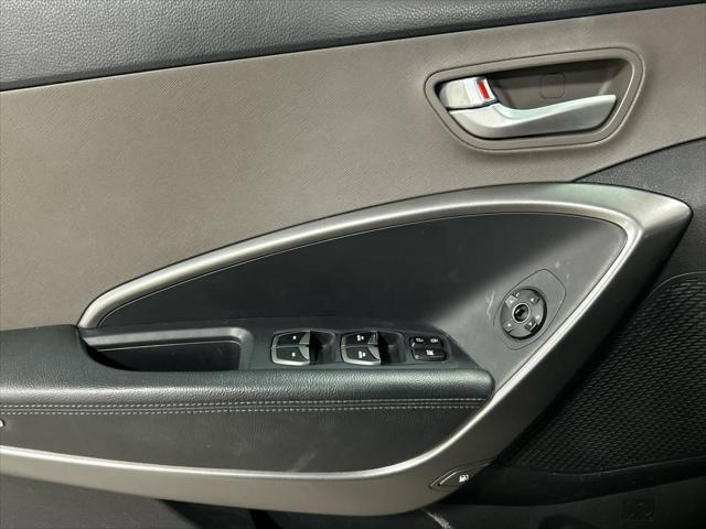 2016 Hyundai Santa Fe SE