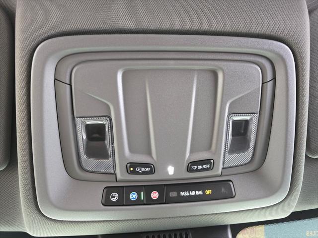 2025 GMC Sierra 1500 4WD Regular Cab Standard Box Pro