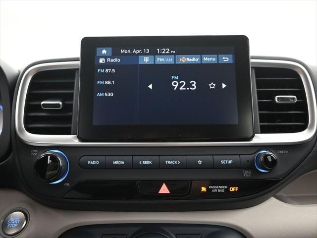 2026 Hyundai Venue SEL w/Two-Tone Roof