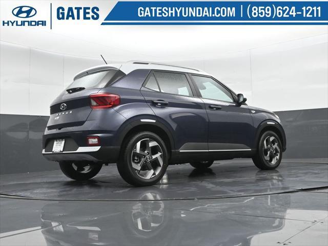 2026 Hyundai Venue SEL w/Two-Tone Roof